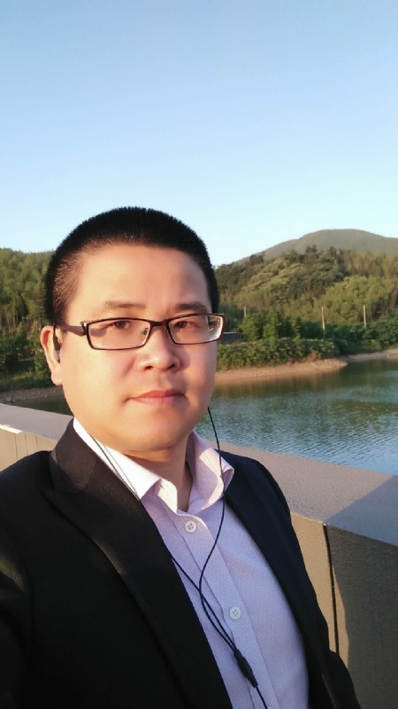 顾律师的第三张照片--无锡交友中心